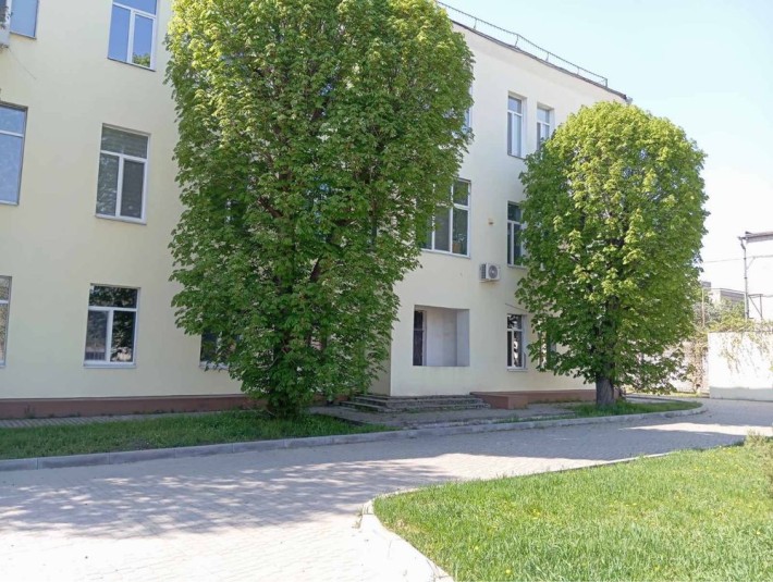 Продам квартиру по вул. Вільного Козацтва (Артюшенка) - фото 1