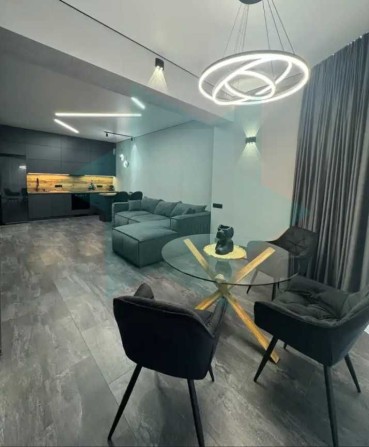 Продам 1 к кв новострой  ремонт авторский - фото 1