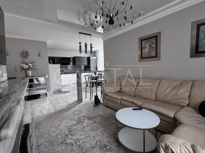 Продаж квартири, ЖК Яскравий, Сім'ї Кульженків, Оболонь - фото 1