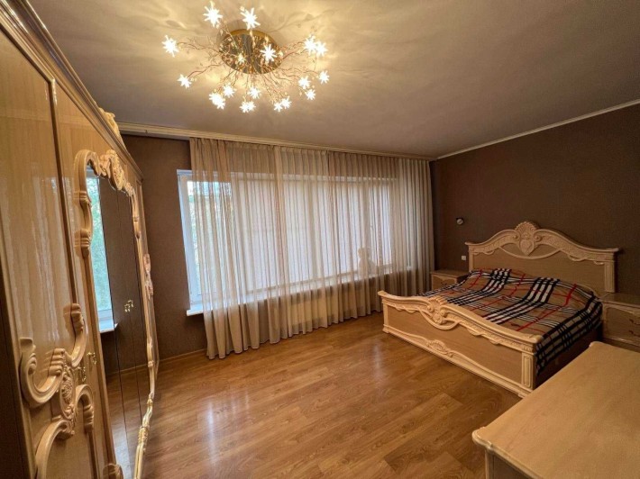 Продаж 3 кімнатної квартири з А/О в Центрі - фото 1