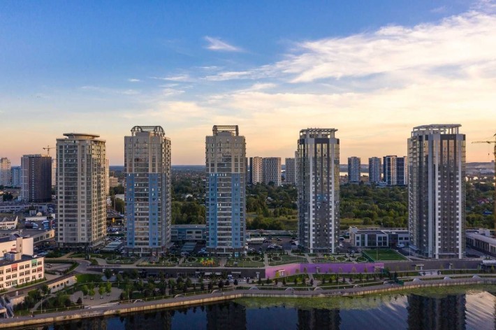 Видова 2-к квартира 83м2 в ЖК River Stone Ріверстоун - фото 1