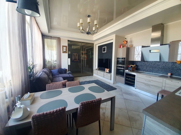 Продам 4к квартиру 140м2. Элитный жк.в Центре. Жуковского, Нагорка! - фото 1