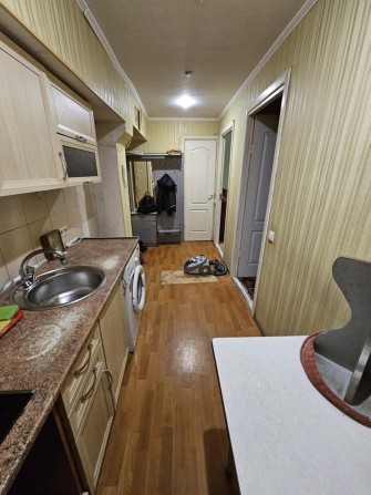 Продаж 2 кімнатної квартири в гуртожитку - фото 1