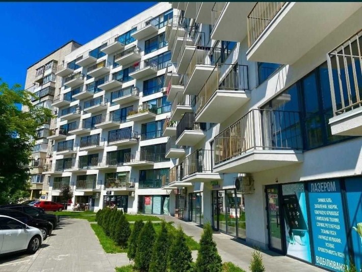 Продам квартиру з ремонтом в ЖК Молодіжний Фрунзенський - фото 1