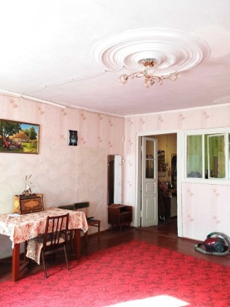 Продаю 2 кімнатну квартиру в центрі - фото 1