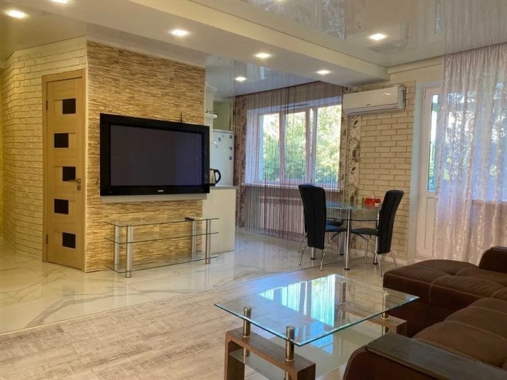 Продам 2-х комн квартиру с ремонтом на Косиора - фото 1