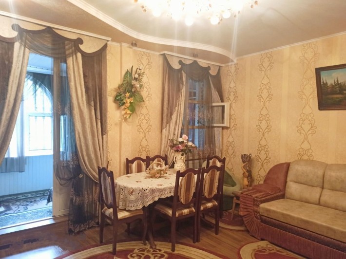 2к на Ближньому Замості АГВ, Ремонт, велика лоджия! - фото 1