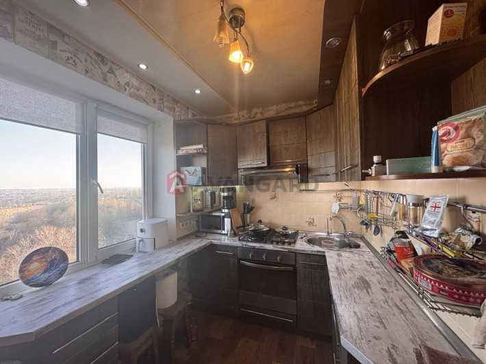 Продам 2-х комнатную квартиру на 12 Квартале - фото 1