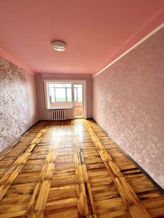 Продается 3 ком кв в Днепровском р-не по ул Веснина - фото 1