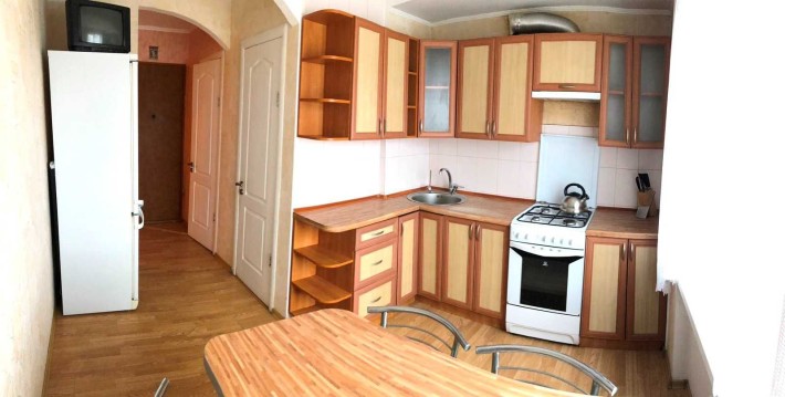 Продаж 3-х к.кв. вул. Новгородська, буд. 5, поруч 5-та дитяча лікарня. - фото 1