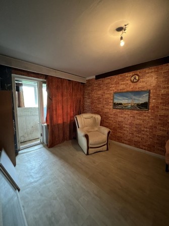Продаж 2к квартири Космос кімнати окремі  3й поверх Комарова - фото 1