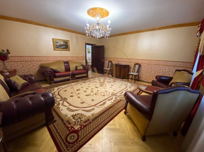 3 кімнатна 95 м.кв. Поділ вул Введенська 5 - фото 1