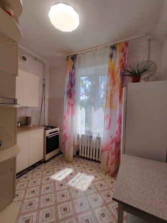Продам простору 2к квартиру на пр. Нігояна - фото 1