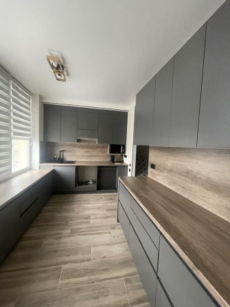 Продаж 3 кімнатної квартири на вул Київська - фото 1