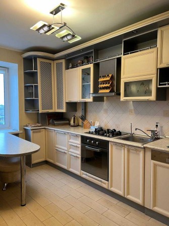 Продаж трикімнатної квартири з автономним опаленням в центрі - фото 1