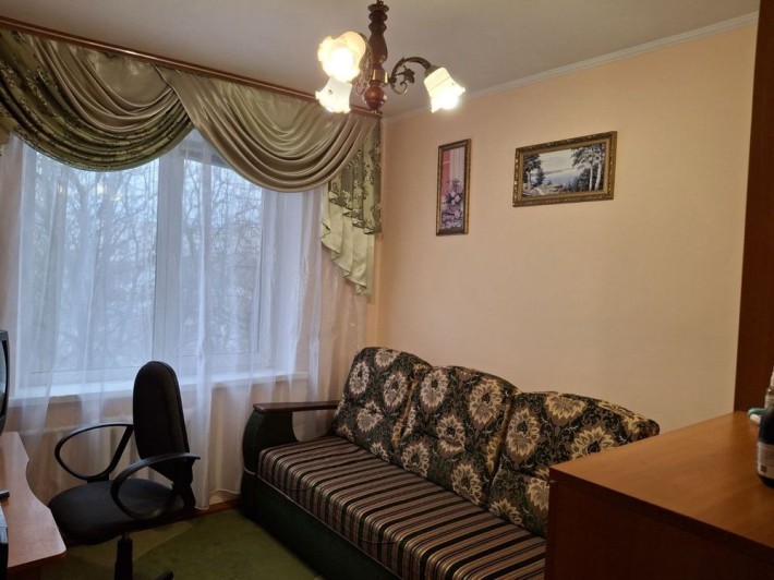 Продаж! 3-х км квартирка, Крошня! - фото 1