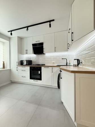 Продаж 3 кімнатної квартири, 3/5, АГО, Гірниче - фото 1