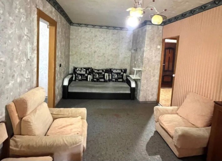 Продам 2к в Центрі - фото 1