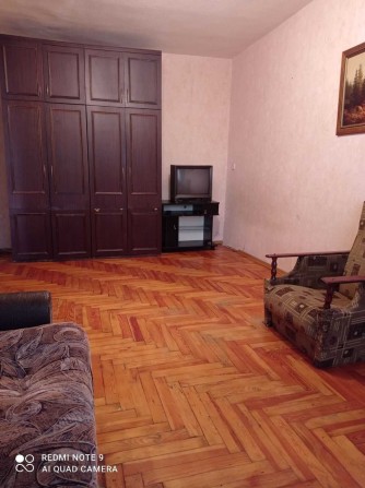 +Центр! Продам 1 ком. квартиру ул.Победы 13500 дол. - фото 1