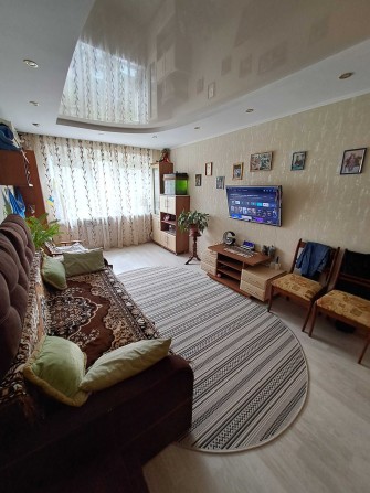 Продаж 2 кімнатної квартири 50м² по вул. Рельєфна,  з паркомісцем - фото 1