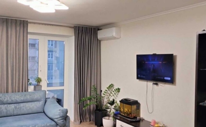 Продаж сучасної 3 кмн квартири, Майдан Волі (театр Магара) 213-059-752 - фото 1