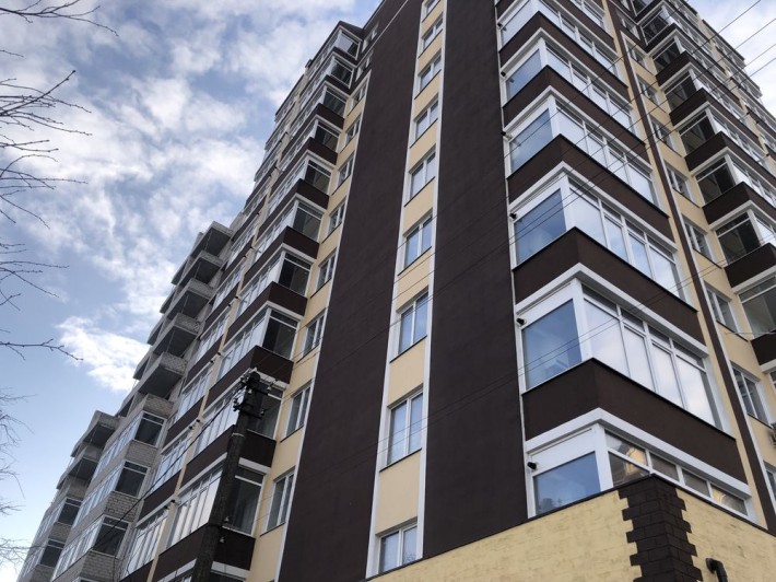 Продам  срочно сданную большую 1но комнатную квартиру - фото 1
