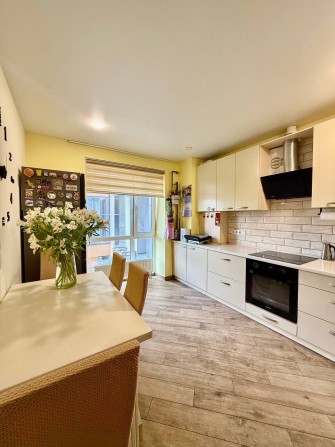 Продаж 3к в ЖК Palermo. Ремонт. 75м - фото 1