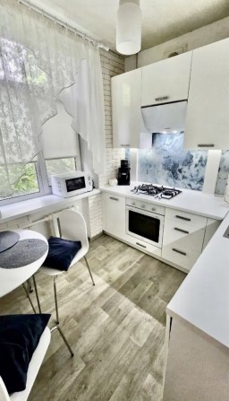 Продам 2х комнатную квартиру с ремонтом - фото 1