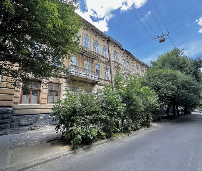 Продаж 2 кімнатна квартира вул. Кучера академіка, центр, 1-й поверх - фото 1