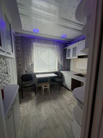 Продается 1 ком кв. 17 мкрн Хортицькой р-н - фото 1