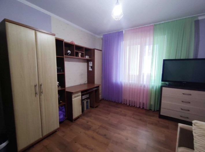 Продаж трикімнатної квартири в Корабельному районі - фото 1