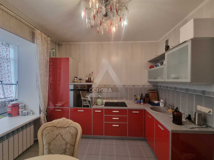 Ул. Украинская, 3к квартира, 93 квм, дом с консьержем, + паркинг - фото 1
