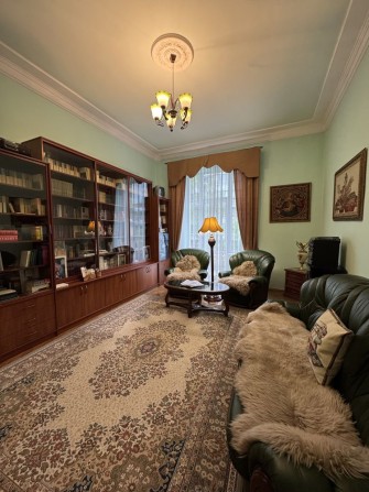 Продаж квартири у австрійському люксі по вул. Митрополита Андрея - фото 1