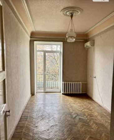Продам 3-комн. 73 м2 в центре на Ефремова, парк Шевченко, Нагорка - фото 1