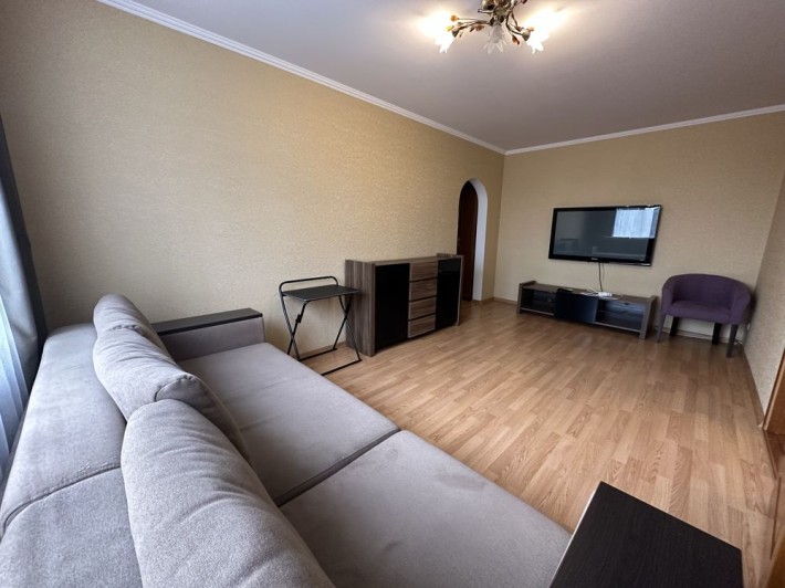 Продажа отличной 3 ком , р-н Площадь Победы /Сортировка - фото 1