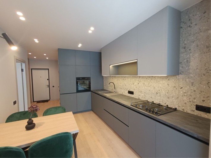 Продам ЖК Щасливий 2комн 43м2 с ремонтом,Счастливый - фото 1