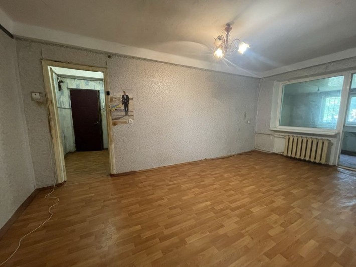 Продаю 3 квартиру малогабаритную Ютз под ремонт - фото 1