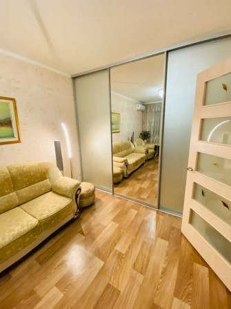 Продам 2к квартиру Перемога-3  Є гараж та кладовка - фото 1