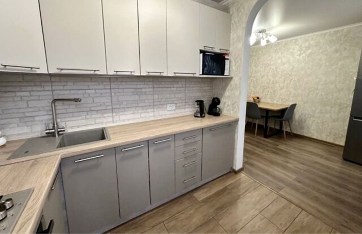 Продаж 3 кімнатної квартири пр. Центральний/ 3 Слобідська. - фото 1