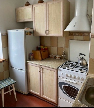 Продам 3кім. сталинку+ гараж  ЖИТНІЙ РИНОК - фото 1