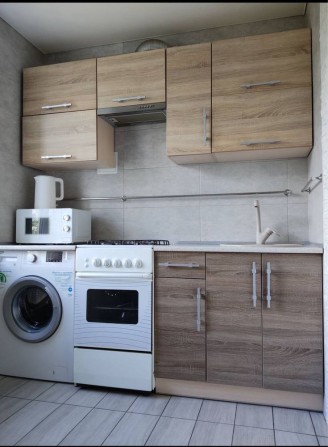СРОЧНО!!Продам 1к квартиру с шикарным ремонтом мебелью и техникой - фото 1