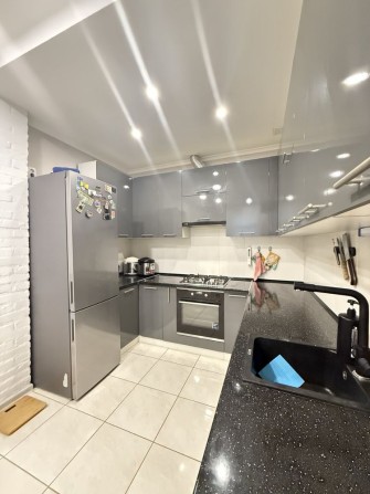 Продаж 3 кімнатної квартири , Некрасівка - фото 1