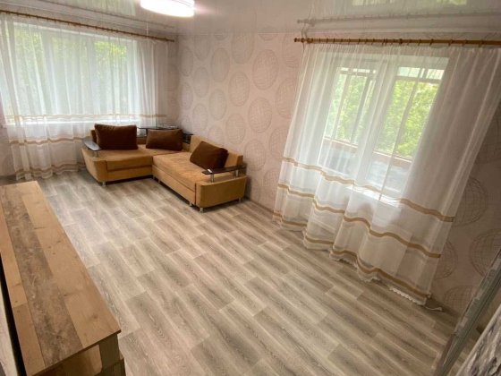 Продам 1-о к/к 35 м2 з капітальним ремонтом проспект Перемоги. Кропивницкий