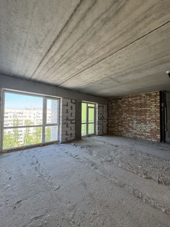 Продаж квартири на Перемощі 6 - фото 1