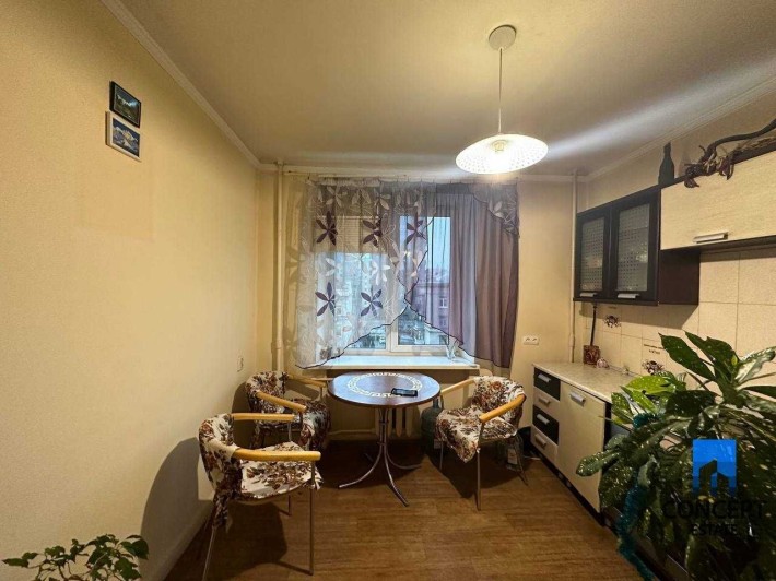 Продам большую 3к квартиру на В.Вернадского 33в! Парк Шевченко! - фото 1