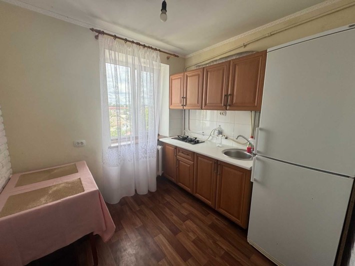 Продаю однокомнатную квартиру в Лесках на Абрикосовой и1 - фото 1