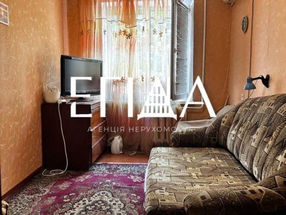 4-кімнатна квартира вул.Пожарського 2/5