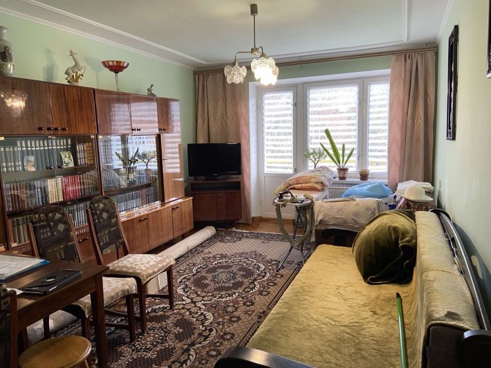 Продам 2-кімнатну квартиру 55 м² з автономкою. Вул. Неб. Сотні - фото 1