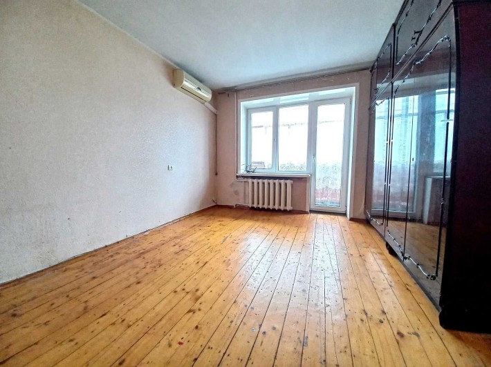 1к квартира, вул. Олександрівська, 3/9 поверх, не торцева, цегляний - фото 1
