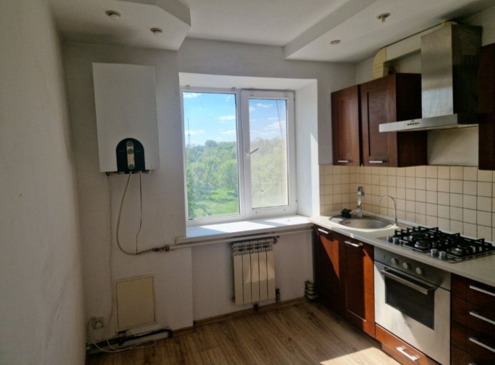 Продам 2 кімнатну квартиру з ремонтом р-н Типографії - фото 1